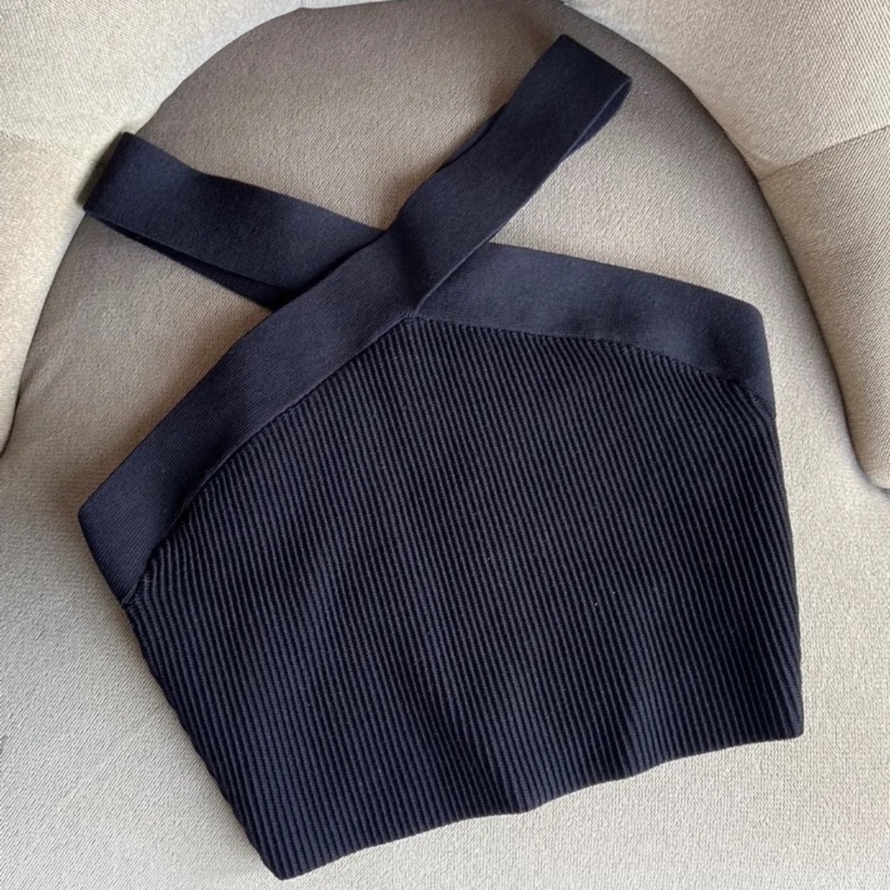 Babaton Aritzia Sculpt Knit Criss Cross Cropped Tank Top